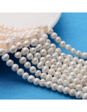 Perlai upiniai ( balta spalva ), apie 7-9 mm, 1 juosta ( apie 52 vnt)