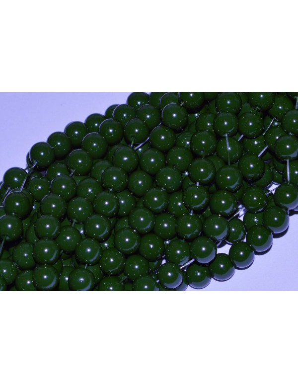 Stikliniai karoliukai ( dažyti ) 8 mm., tamsiai žalia sp., 1 juosta ( apie 100 vnt.)