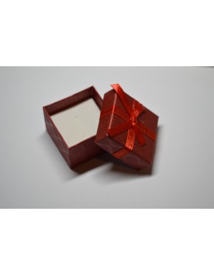 Dovanų dėžutė , bordo raudona sp. 5 x 5 x 3.3 cm., 1 vnt. 