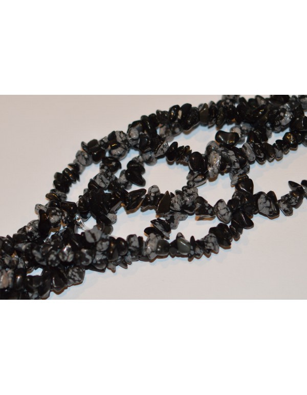 Skalda , snaiginio obsidiano , 5-8 mm., 1 juosta apie 80 cm.